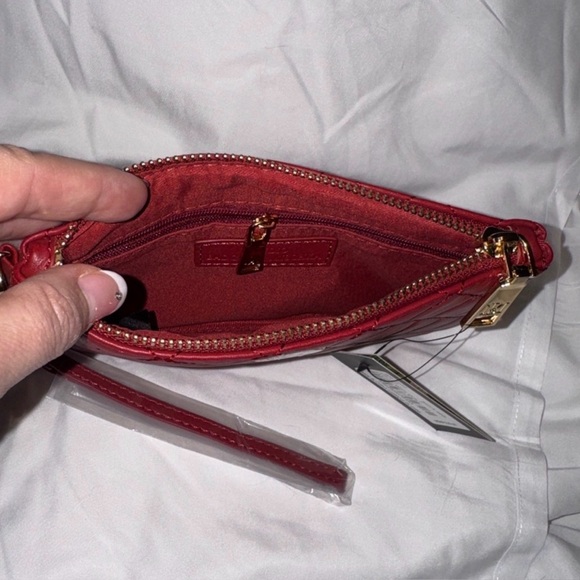 Elegant Brick Red Quilted Women's Handbag 3pc Set - Picture 4 of 5